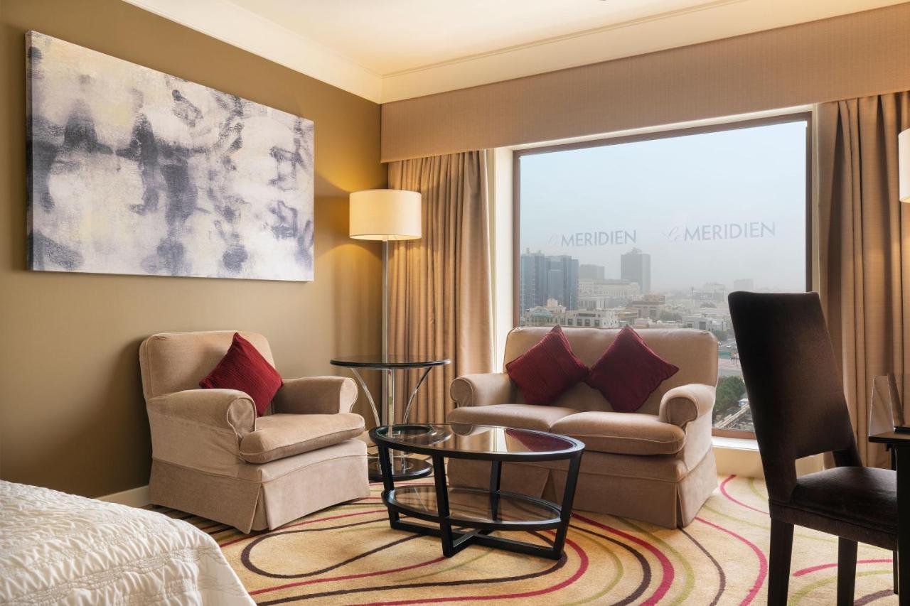 Le Meridien Jeddah Jidá Exterior foto A room at the Westin Mumbai