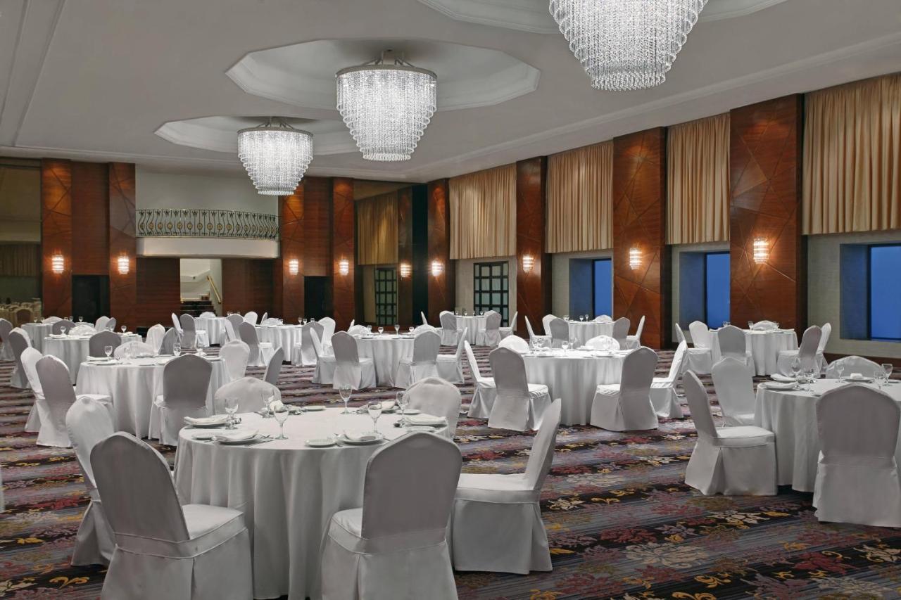 Le Meridien Jeddah Jidá Exterior foto The Grand Ballroom