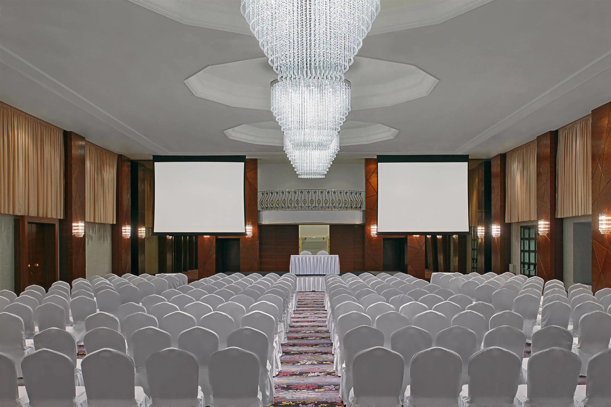 Le Meridien Jeddah Jidá Exterior foto The Grand Ballroom
